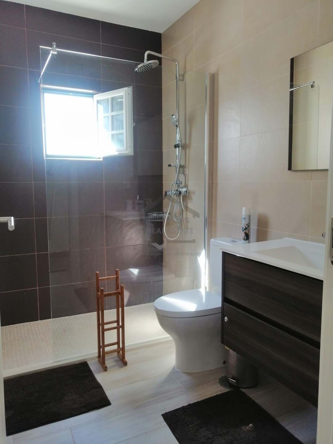 4 Bed, 2 Bath, HouseFor Sale, Obidos, Leiria 4 Bed, 2 Bath, HouseFor Sale, Obidos, Leiria