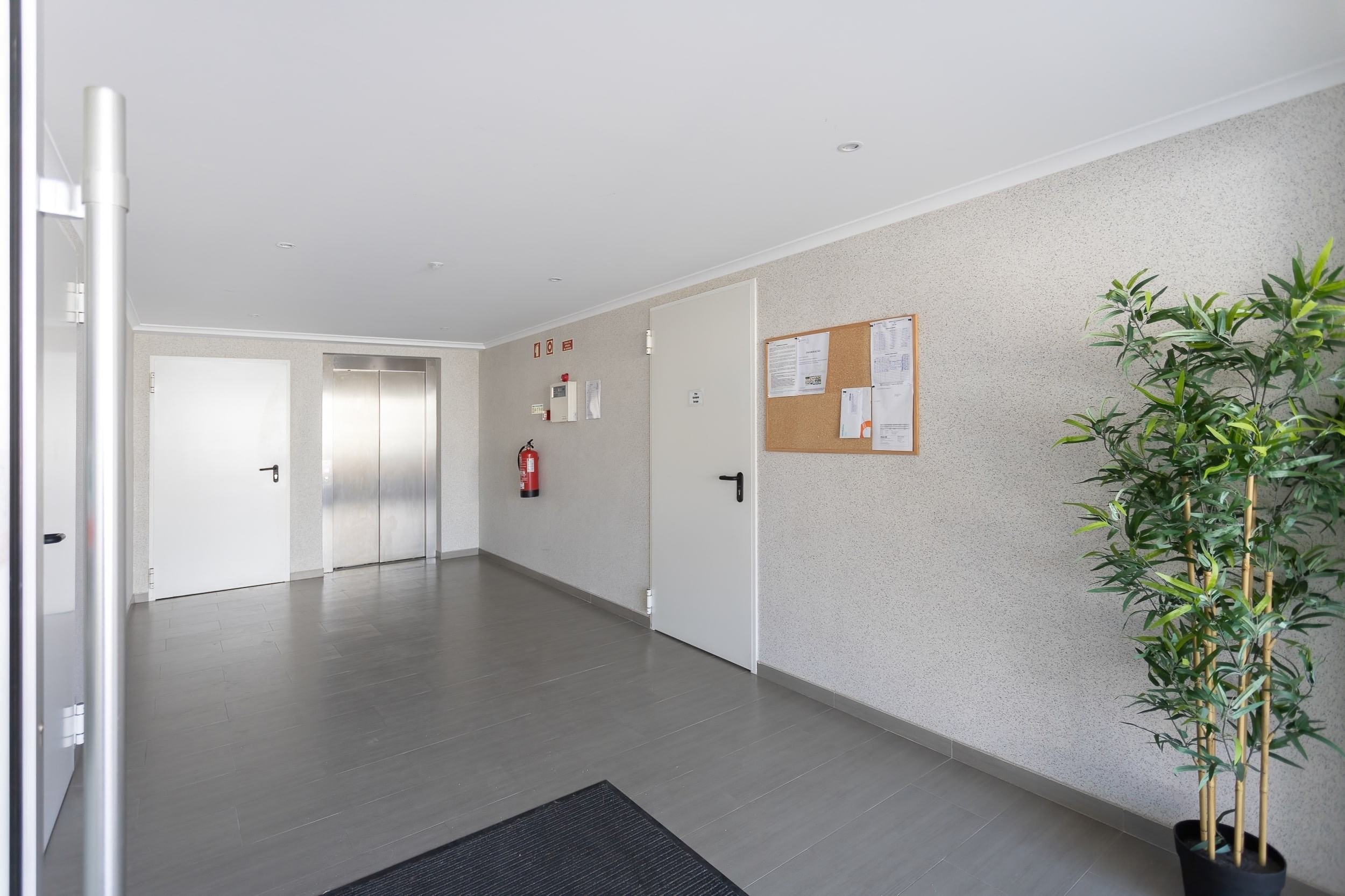 2 Bed, 2 Bath, ApartmentFor Sale, Nazaré, Leiria, 2450-100