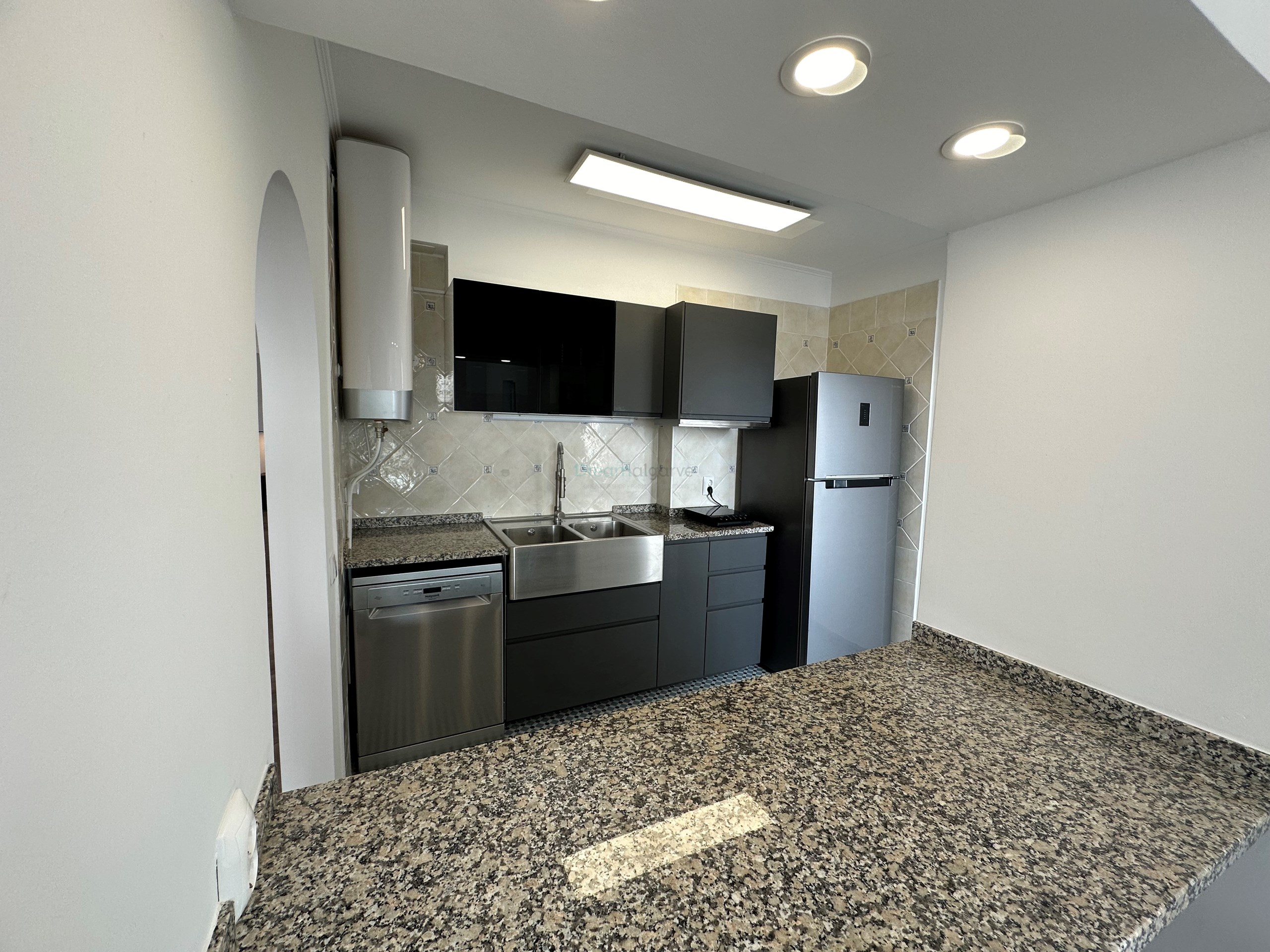 2 Bed, 1 Bath, ApartmentFor Sale, Lagos, Faro, 8600-722