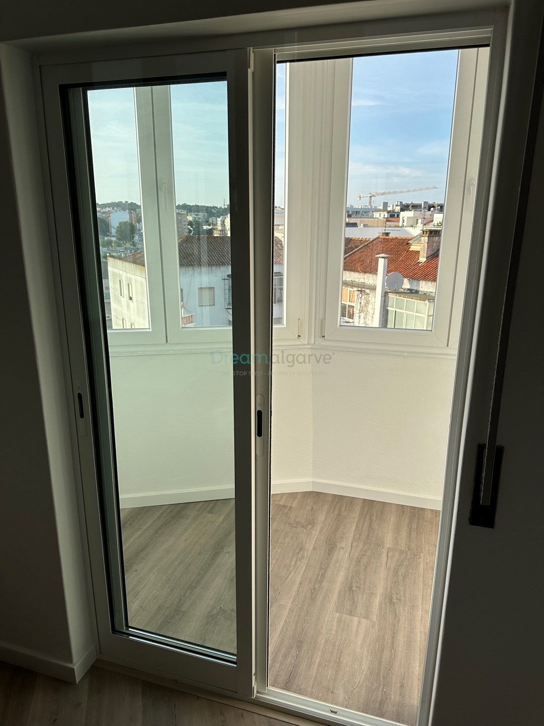 2 Bed, 1 Bath, ApartmentFor Sale, Lagos, Faro, 8600-722