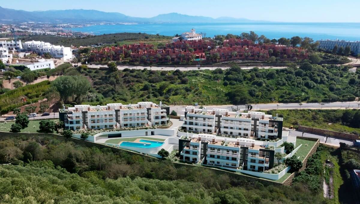 3 Bed, 2 Bath, ApartmentFor Sale, La Duquesa, Malaga