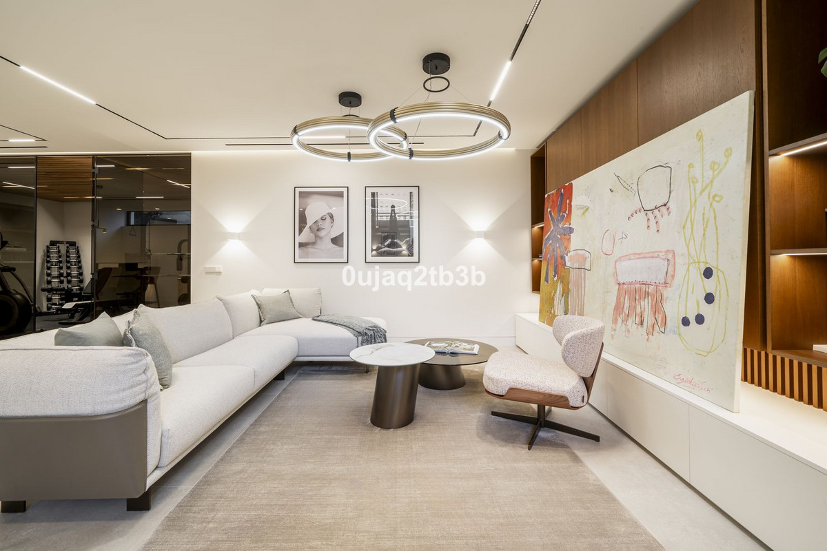 4 Bed, 5 Bath, HouseFor Sale, Nagüeles, Malaga