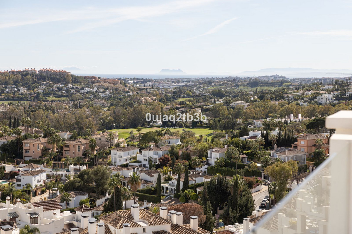2 Bed, 3 Bath, ApartmentFor Sale, Nueva Andalucia, Malaga