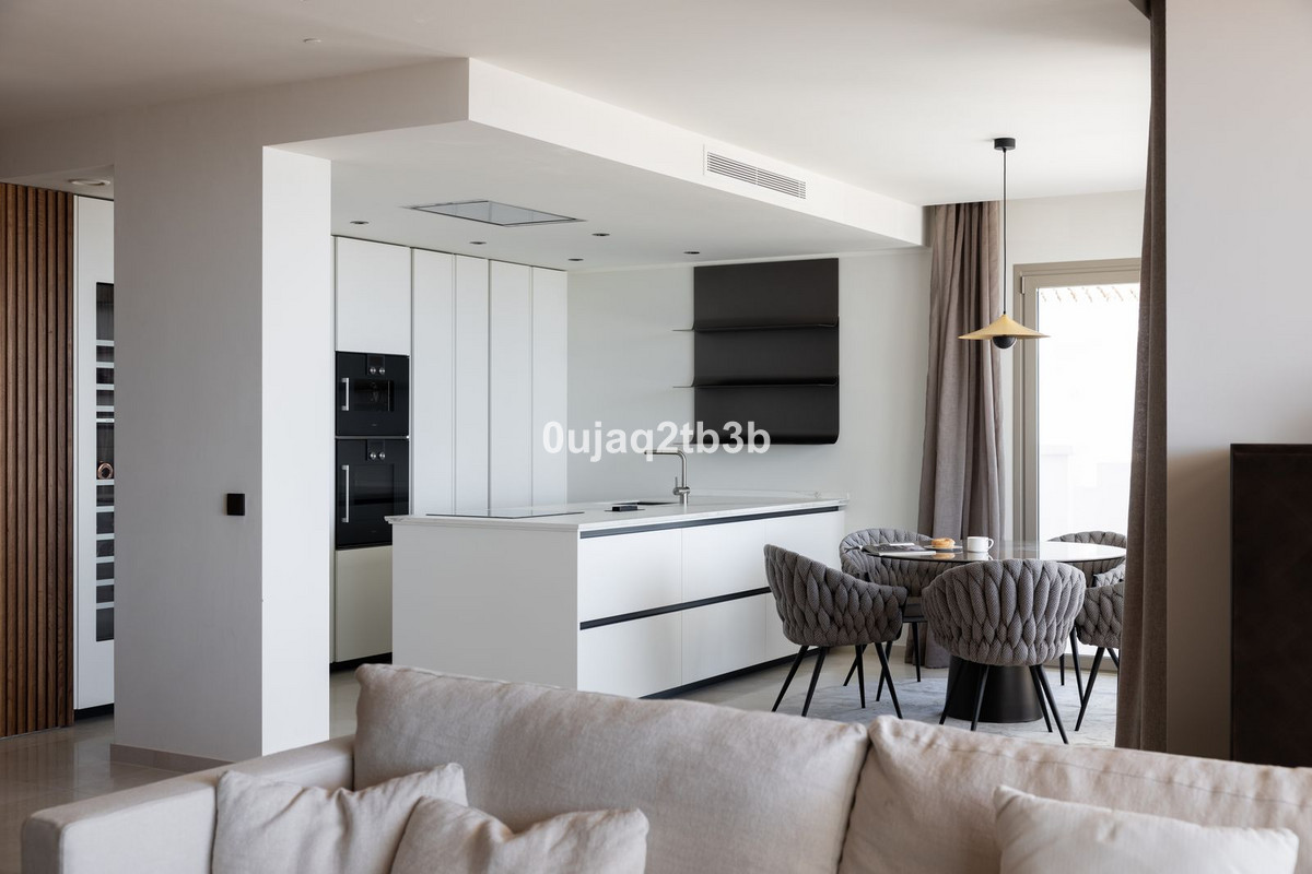 2 Bed, 3 Bath, ApartmentFor Sale, Nueva Andalucia, Malaga