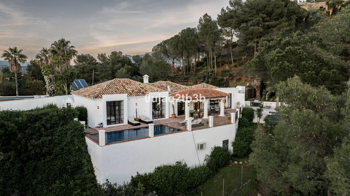 4 Bed, 4 Bath, HouseFor Sale, La Heredia, Malaga