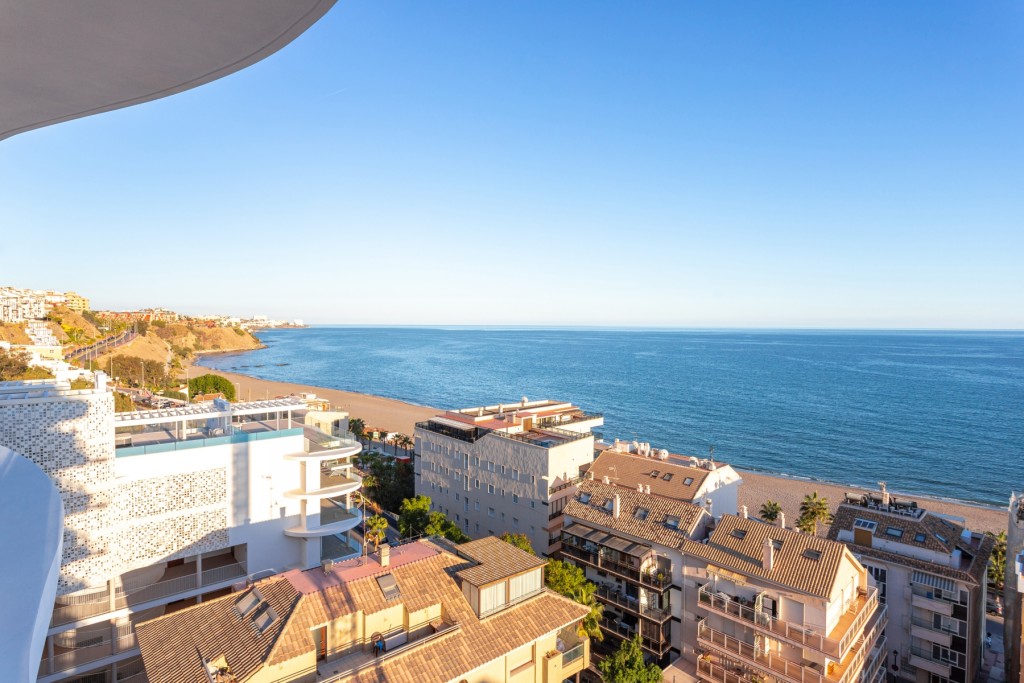 2 Bed, 1 Bath, ApartmentFor Sale, Fuengirola, Malaga