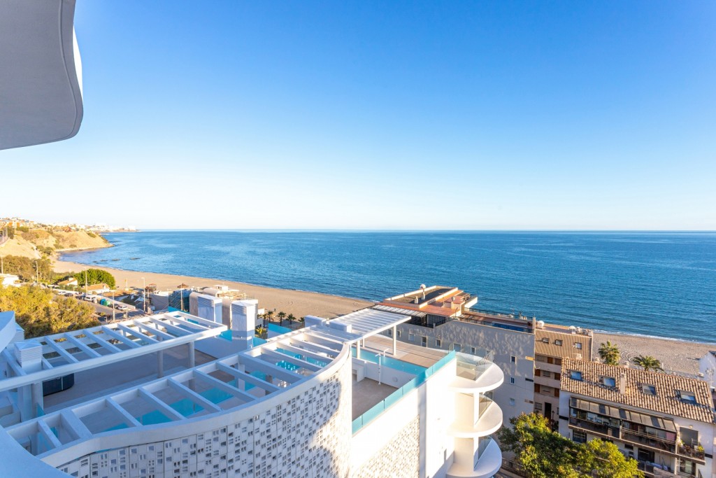 2 Bed, 1 Bath, ApartmentFor Sale, Fuengirola, Malaga