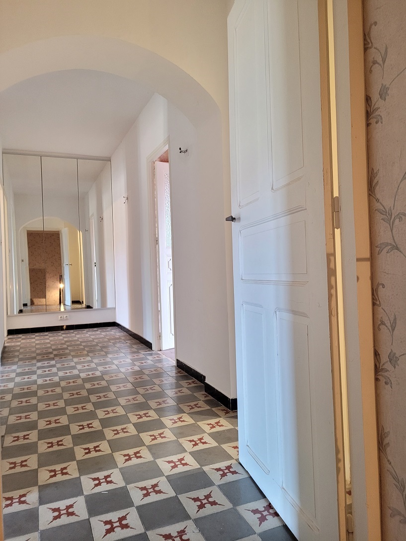 5 Bed, 2 Bath, HouseFor Sale, Autignac, Herault, Languedoc-Roussillon, 34480