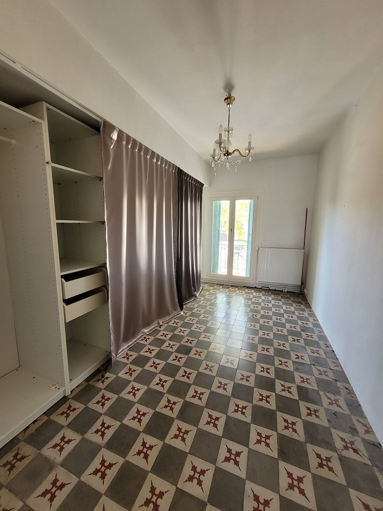 5 Bed, 2 Bath, HouseFor Sale, Autignac, Herault, Languedoc-Roussillon, 34480