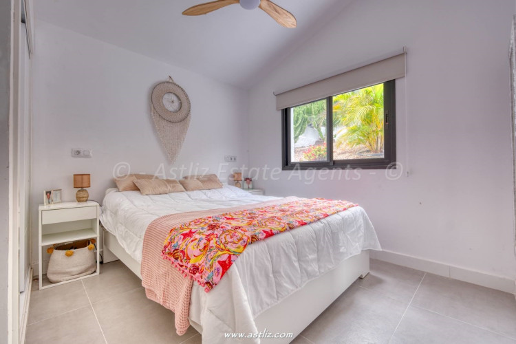 5 Bed, 5 Bath, HouseFor Sale, Los Gigantes, La Caldera