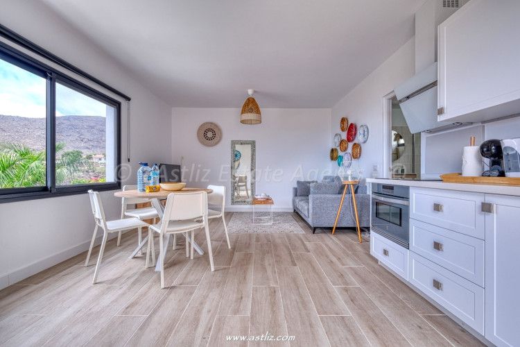 5 Bed, 5 Bath, HouseFor Sale, Los Gigantes, La Caldera