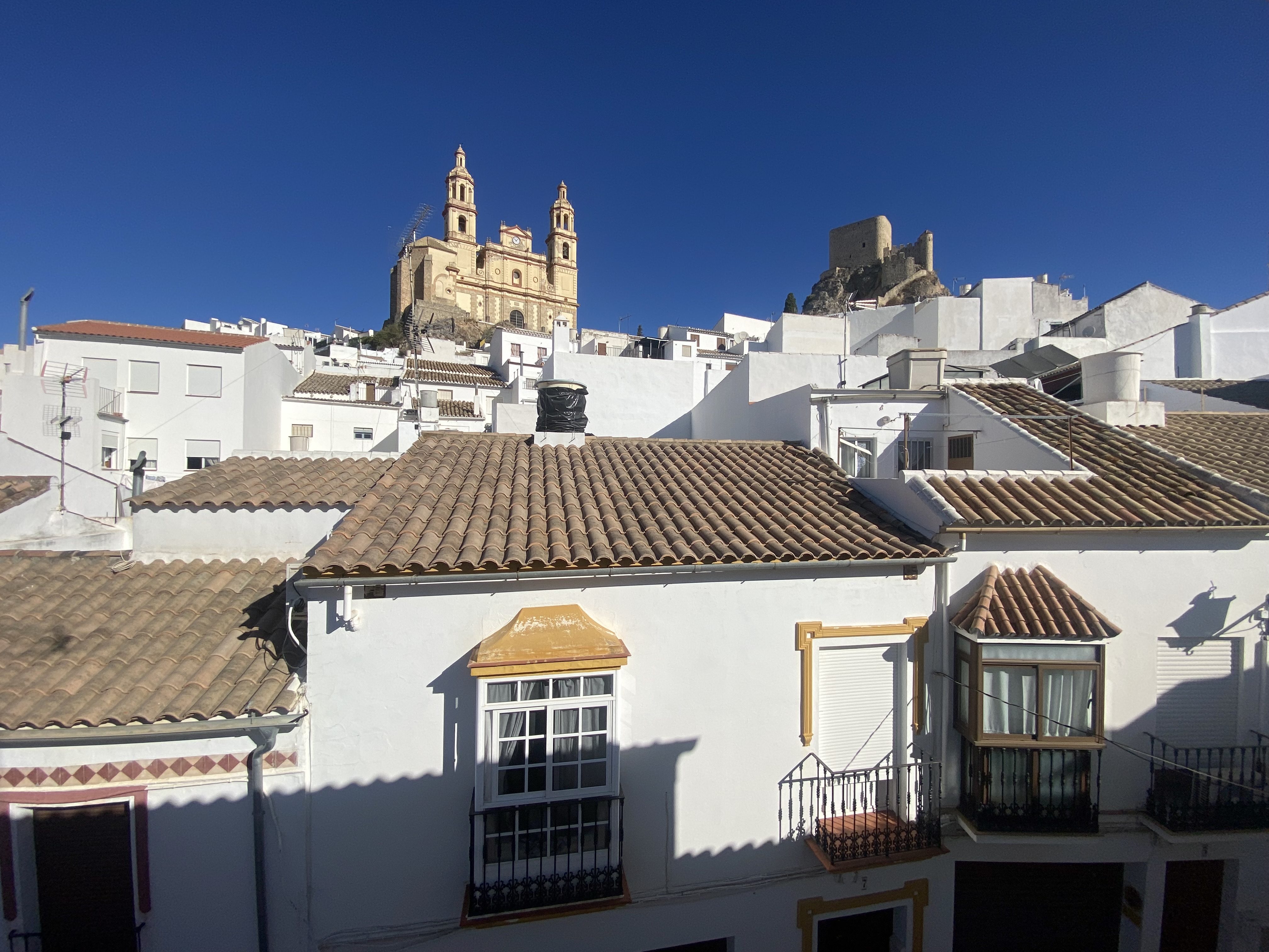 4 Bed, 2 Bath, HouseFor Sale, Olvera, Andalucia