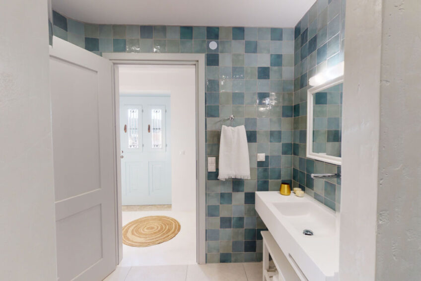 3 Bed, 2 Bath, HouseFor Sale, Heraklion, Crete