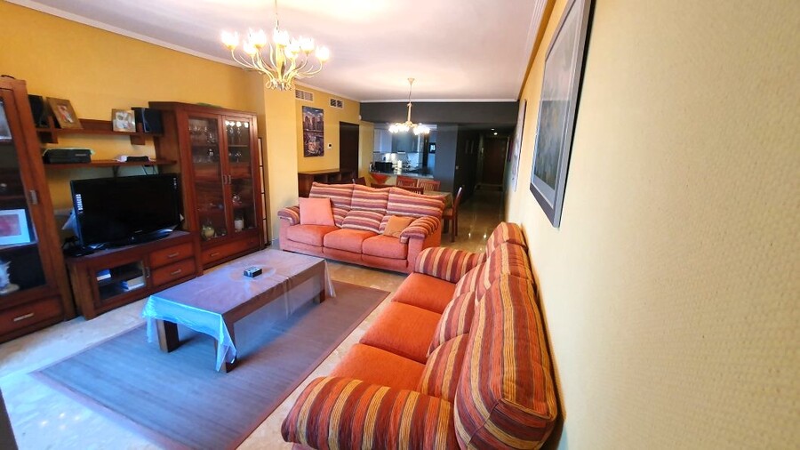 3 Bed, 2 Bath, ApartmentFor Sale, Torrevieja, Alicante