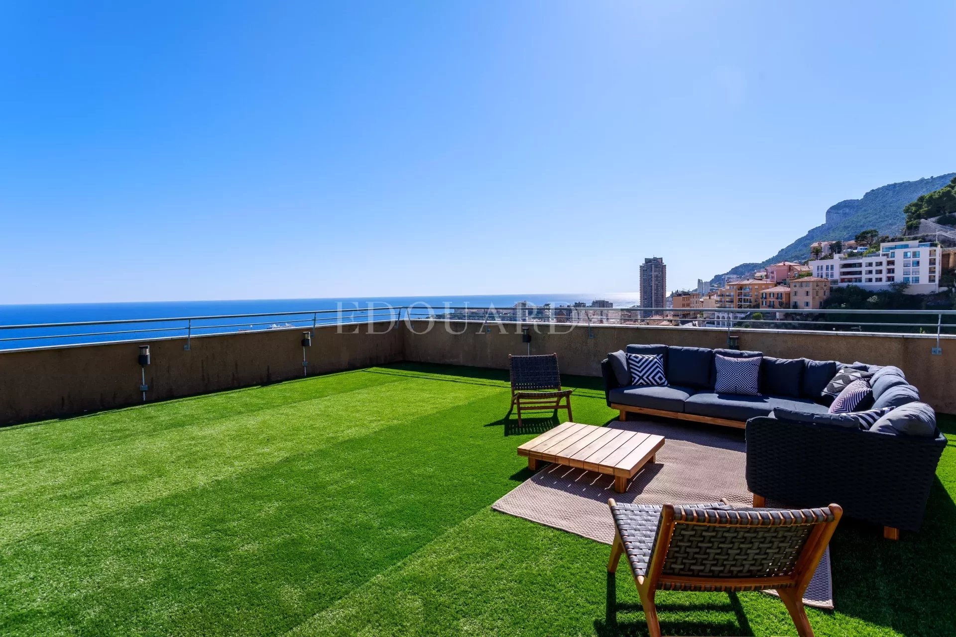 3 Bed, 2 Bath, ApartmentFor Sale, Beausoleil, Alpes-Maritimes