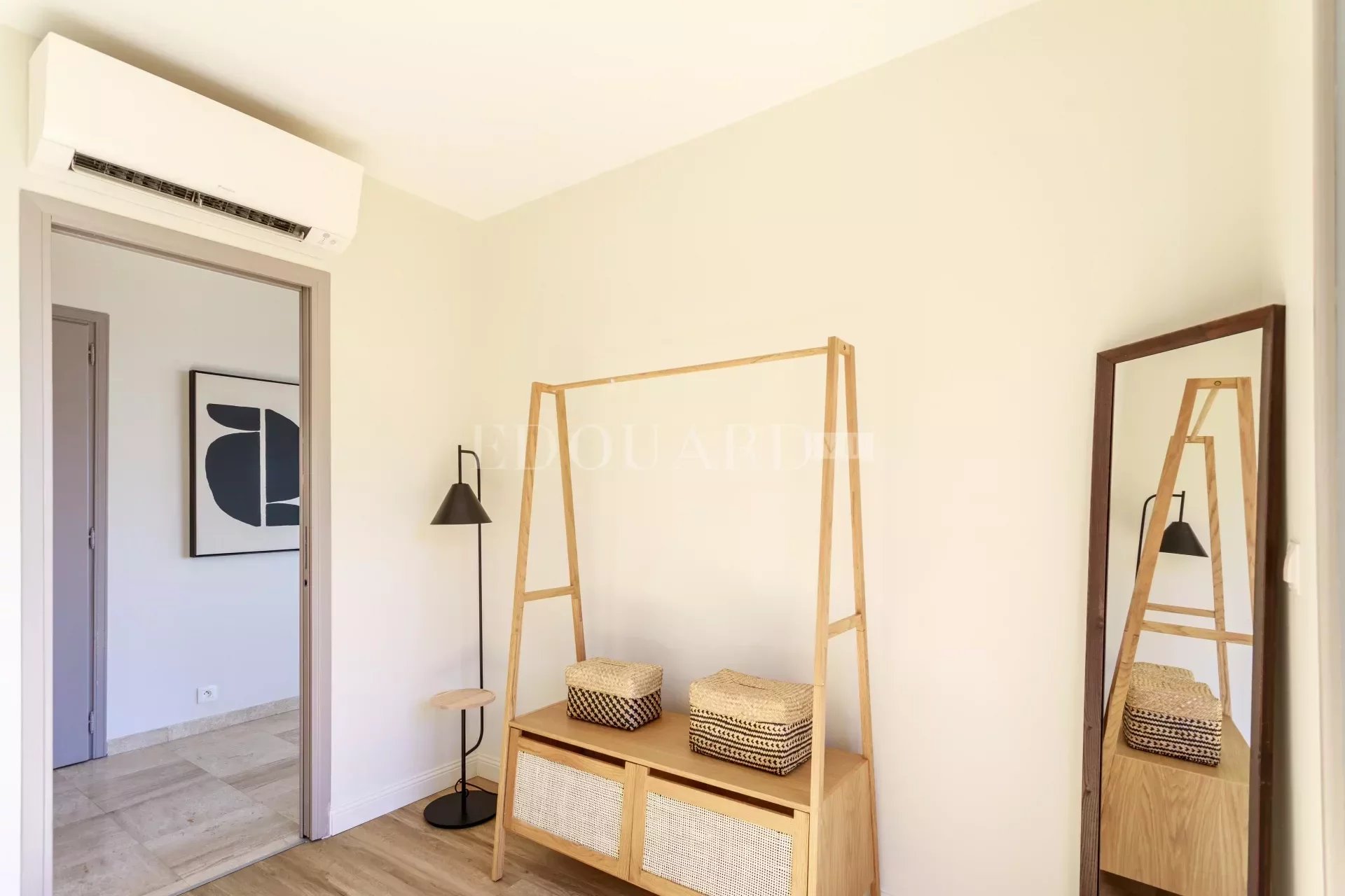 3 Bed, 2 Bath, ApartmentFor Sale, Beausoleil, Alpes-Maritimes