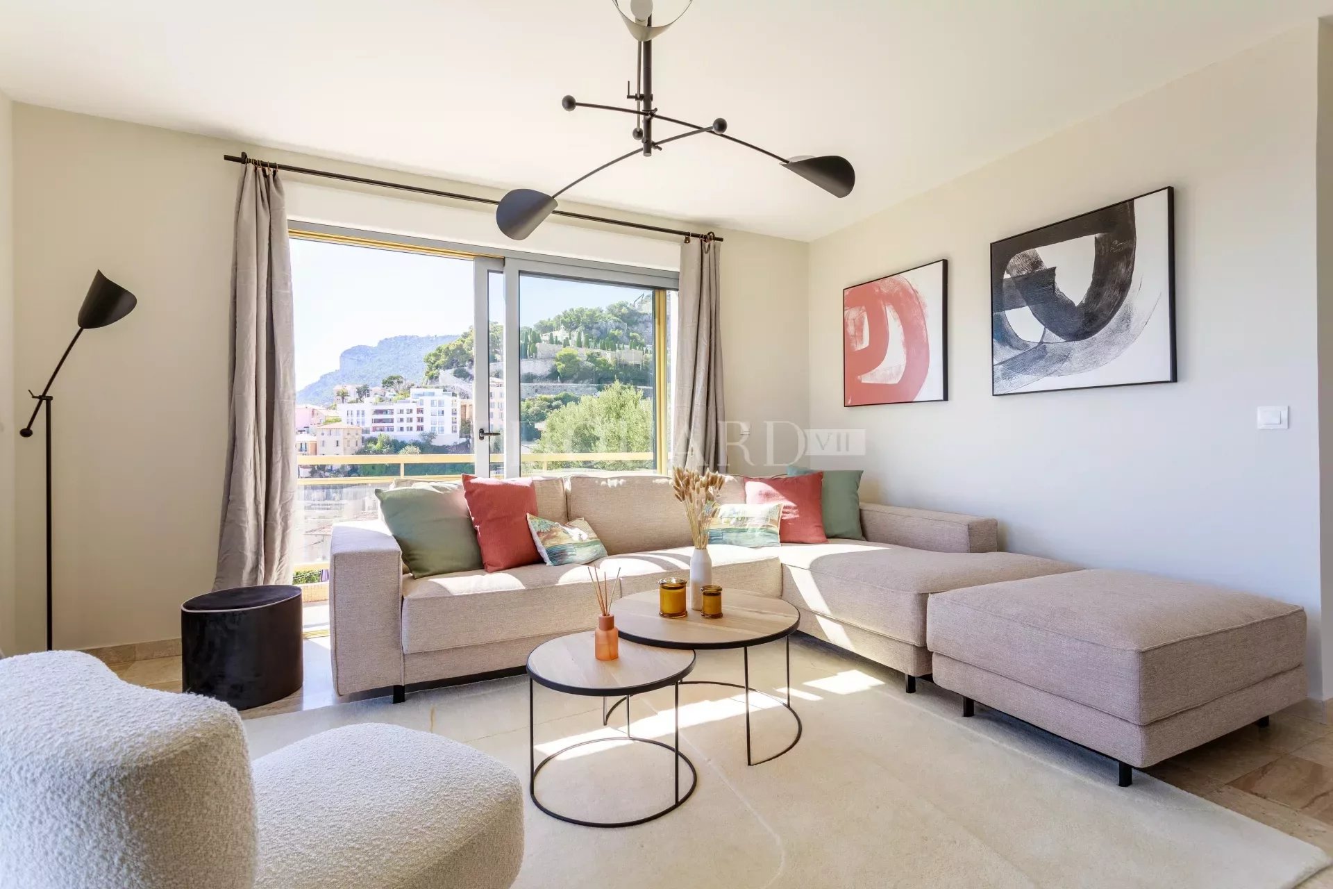 3 Bed, 2 Bath, ApartmentFor Sale, Beausoleil, Alpes-Maritimes