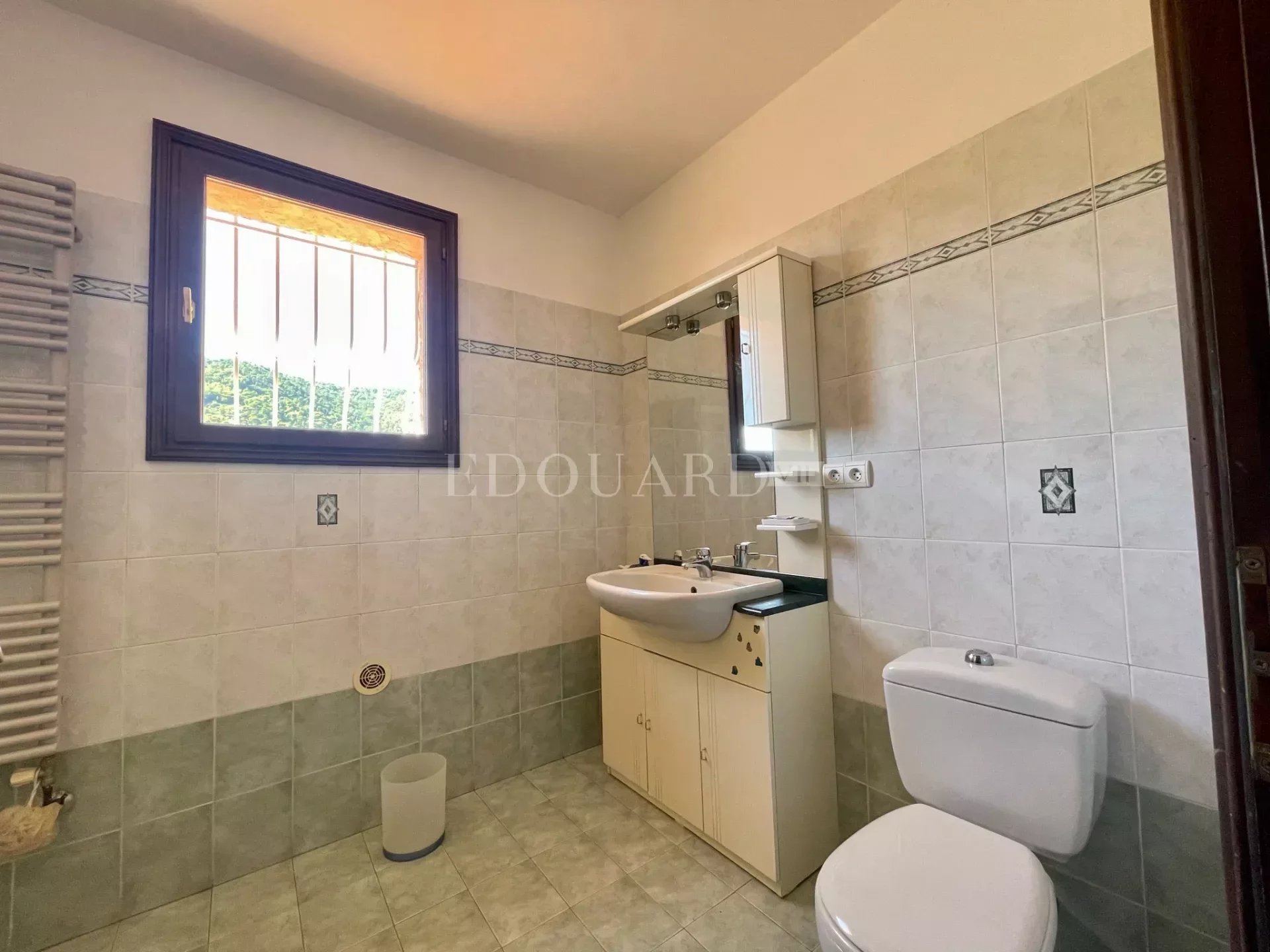 3 Bed, 2 Bath, HouseFor Sale, Gorbio, Alpes-Maritimes