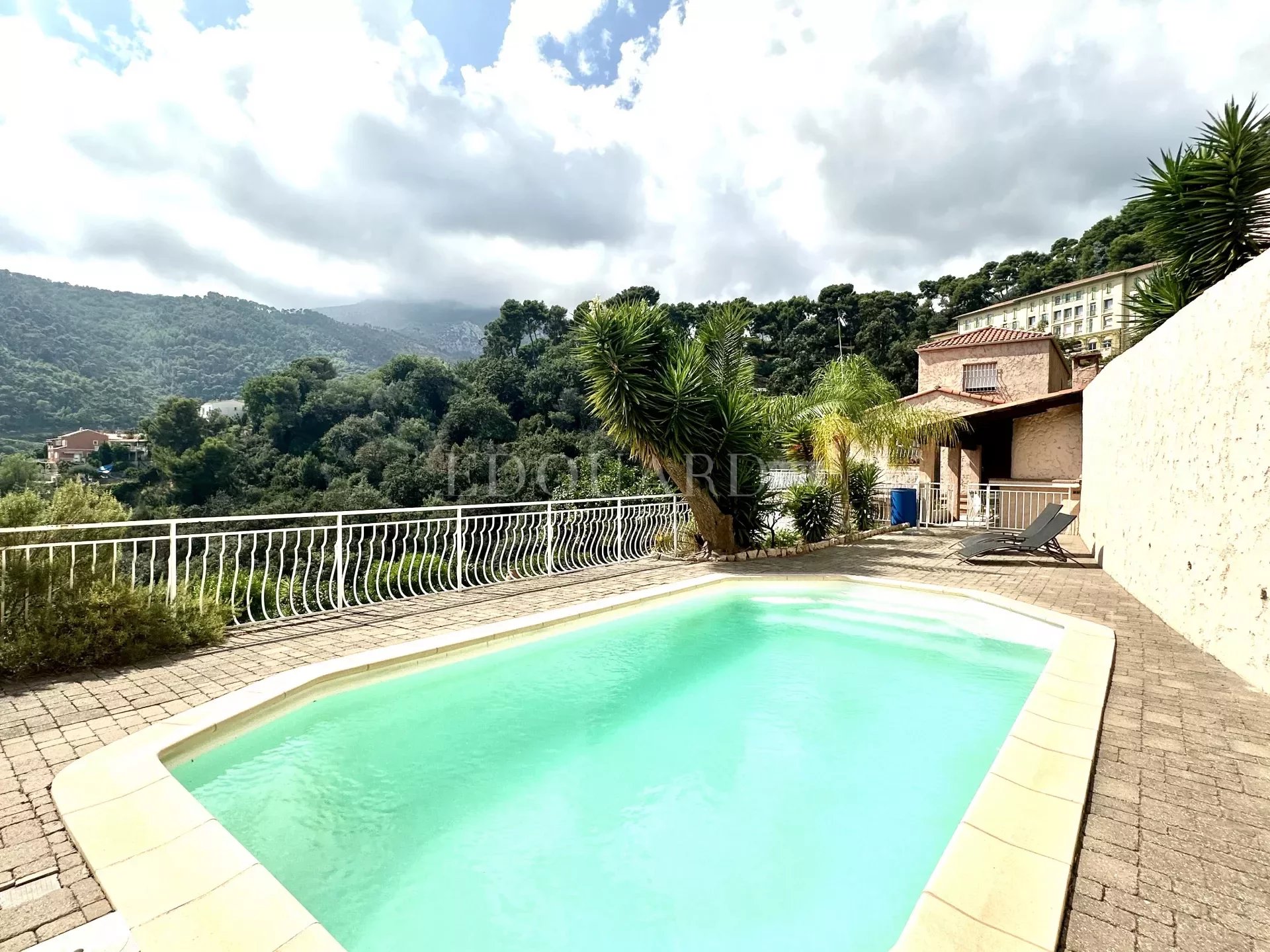 3 Bed, 2 Bath, HouseFor Sale, Gorbio, Alpes-Maritimes