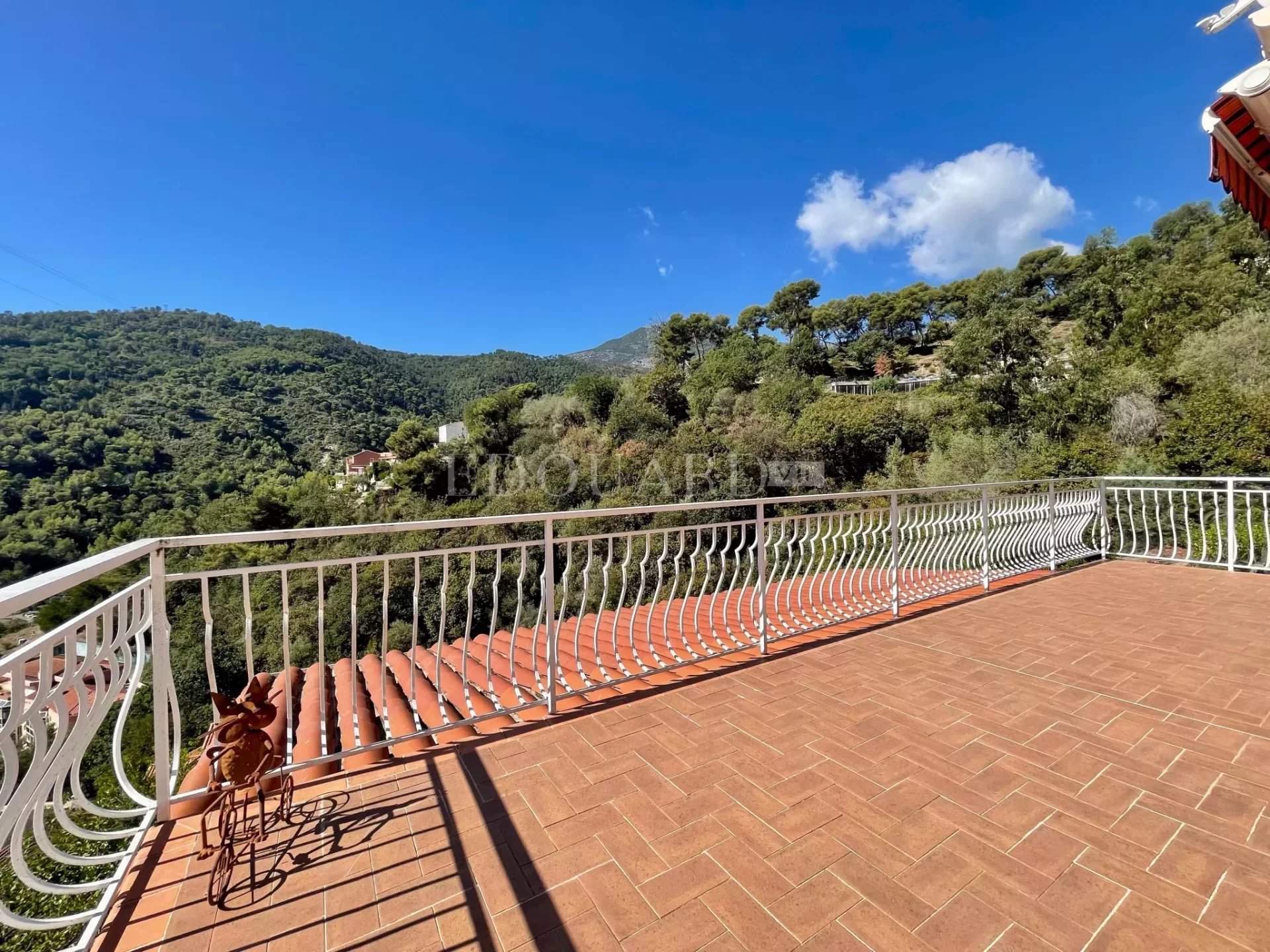 3 Bed, 2 Bath, HouseFor Sale, Gorbio, Alpes-Maritimes