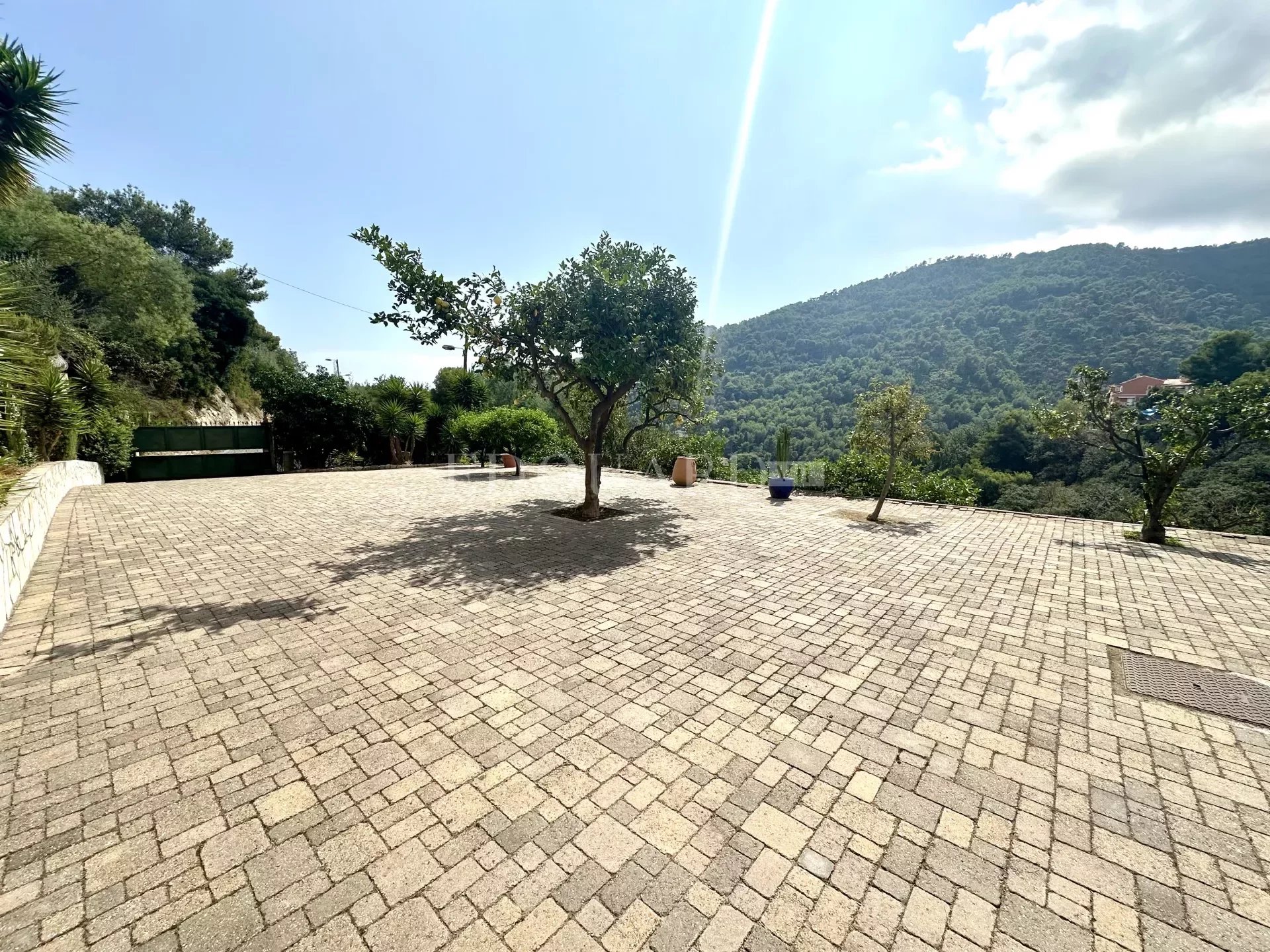 3 Bed, 2 Bath, HouseFor Sale, Gorbio, Alpes-Maritimes