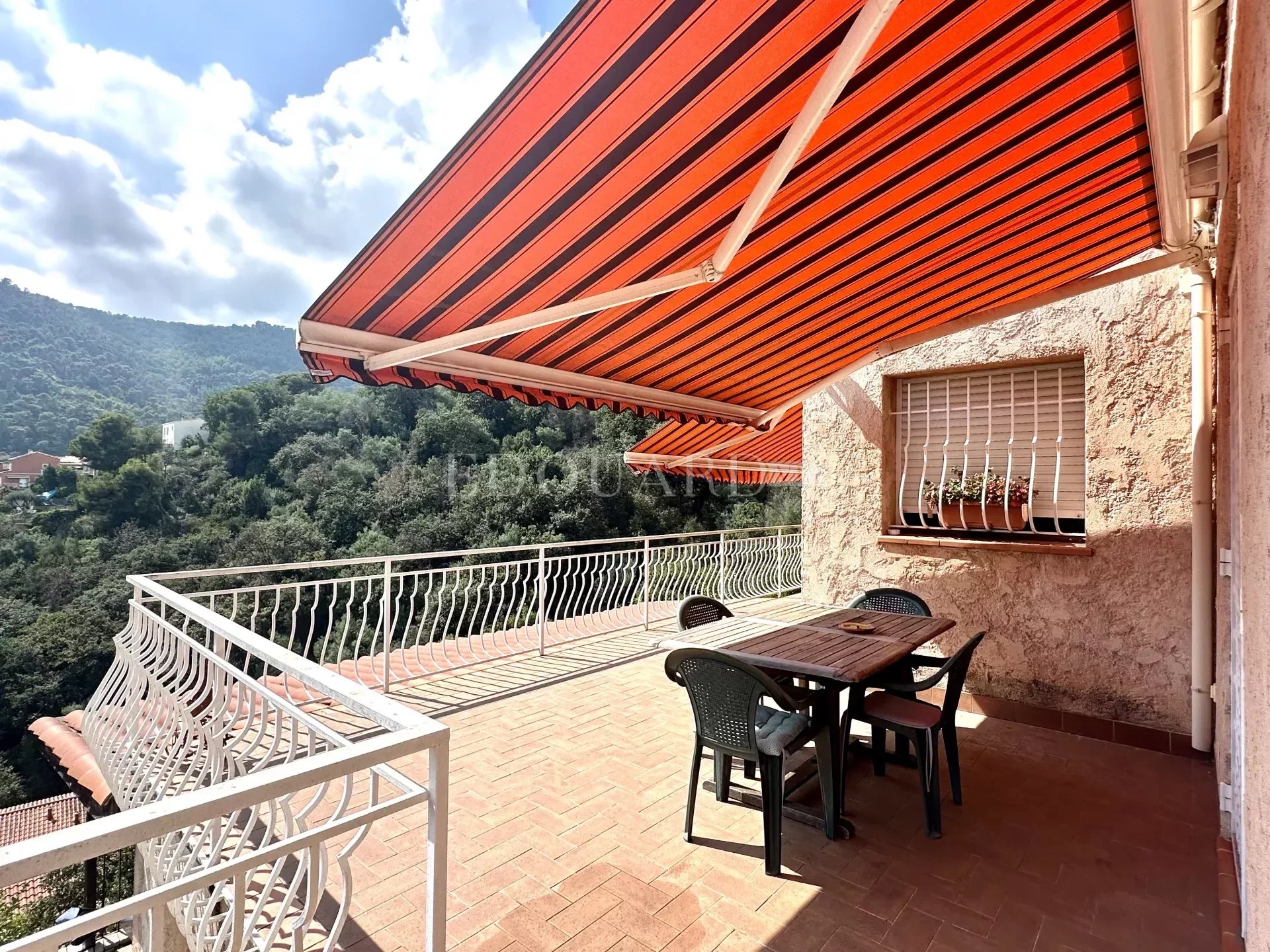 3 Bed, 2 Bath, HouseFor Sale, Gorbio, Alpes-Maritimes