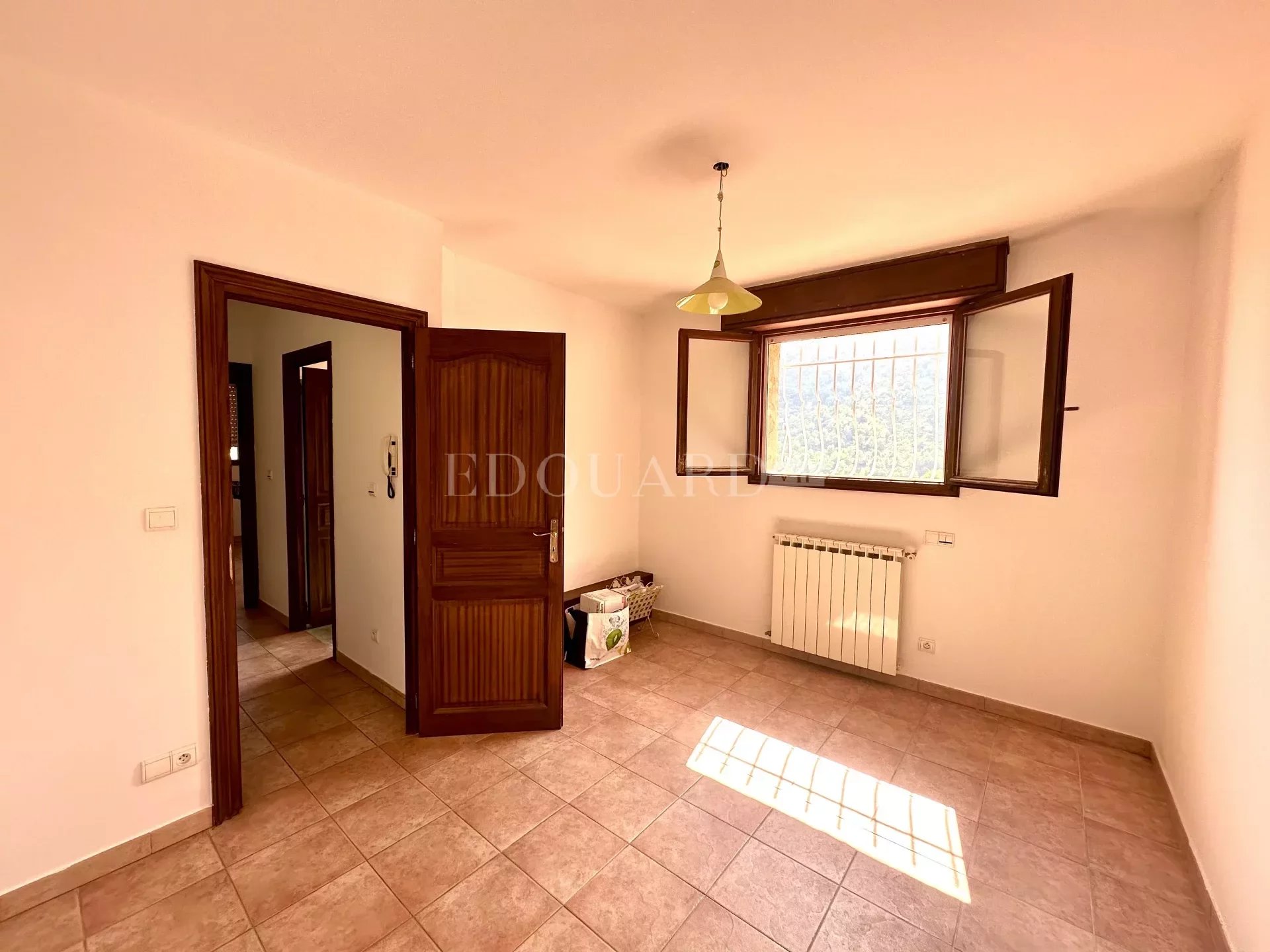 3 Bed, 2 Bath, HouseFor Sale, Gorbio, Alpes-Maritimes