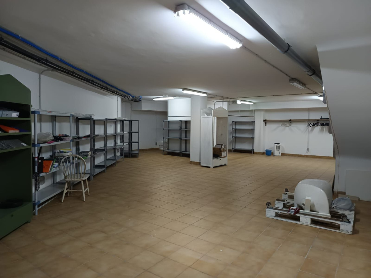 Commercial Property, For Sale