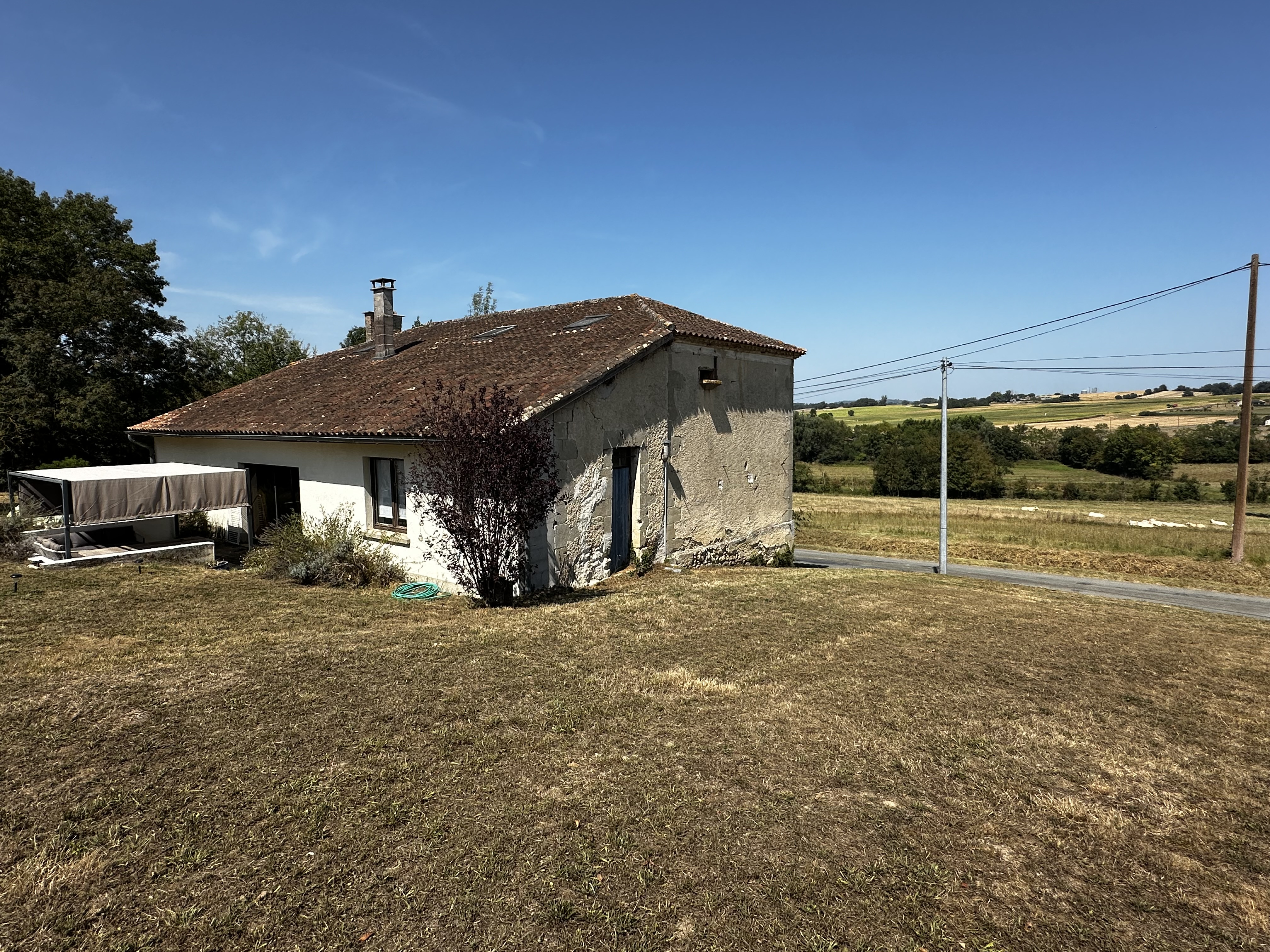 3 Bed, 2 Bath, HouseFor Sale, Monbahus, Lot-et-Garonne, Aquitaine, 47290