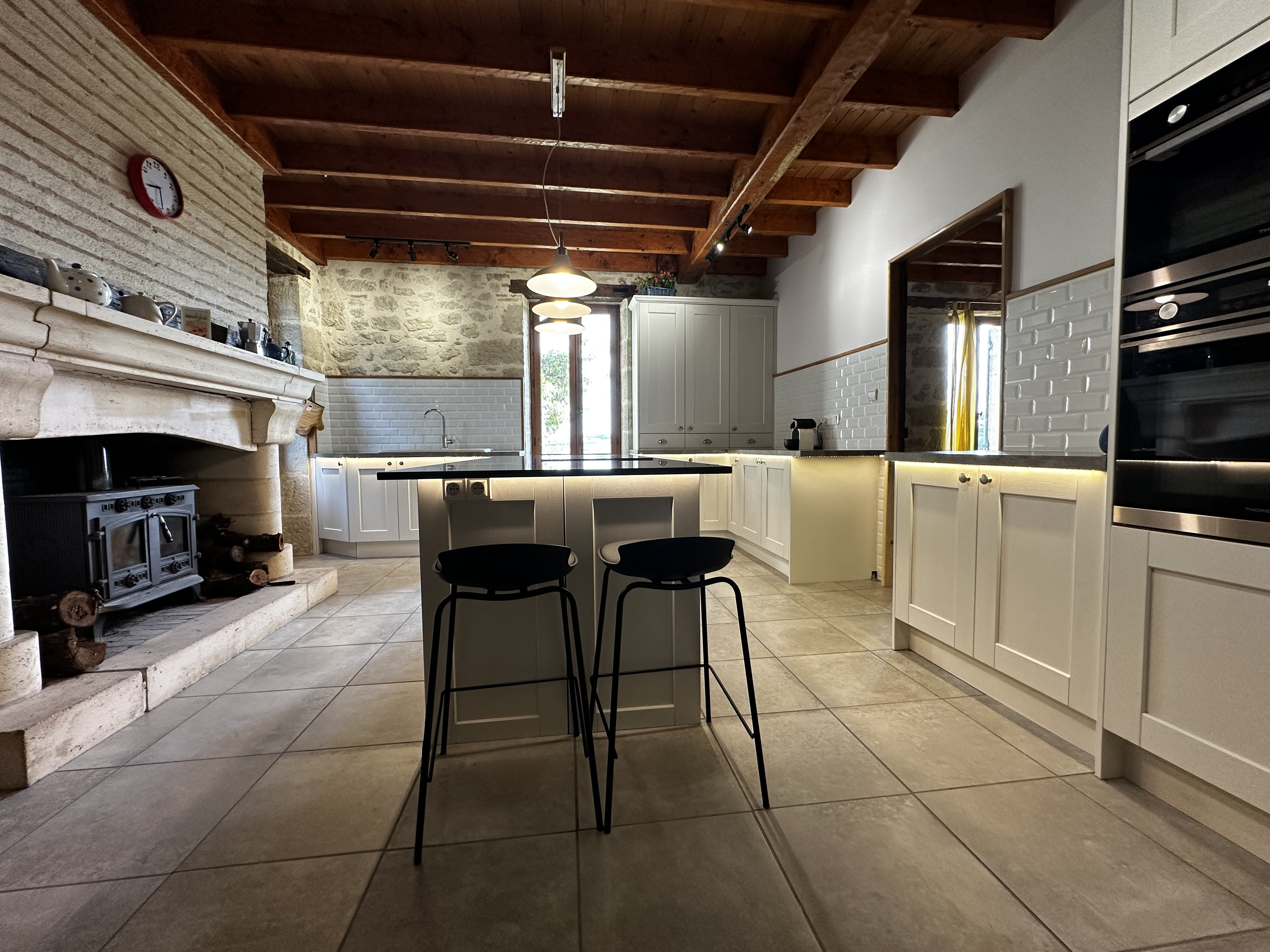 3 Bed, 2 Bath, HouseFor Sale, Monbahus, Lot-et-Garonne, Aquitaine, 47290