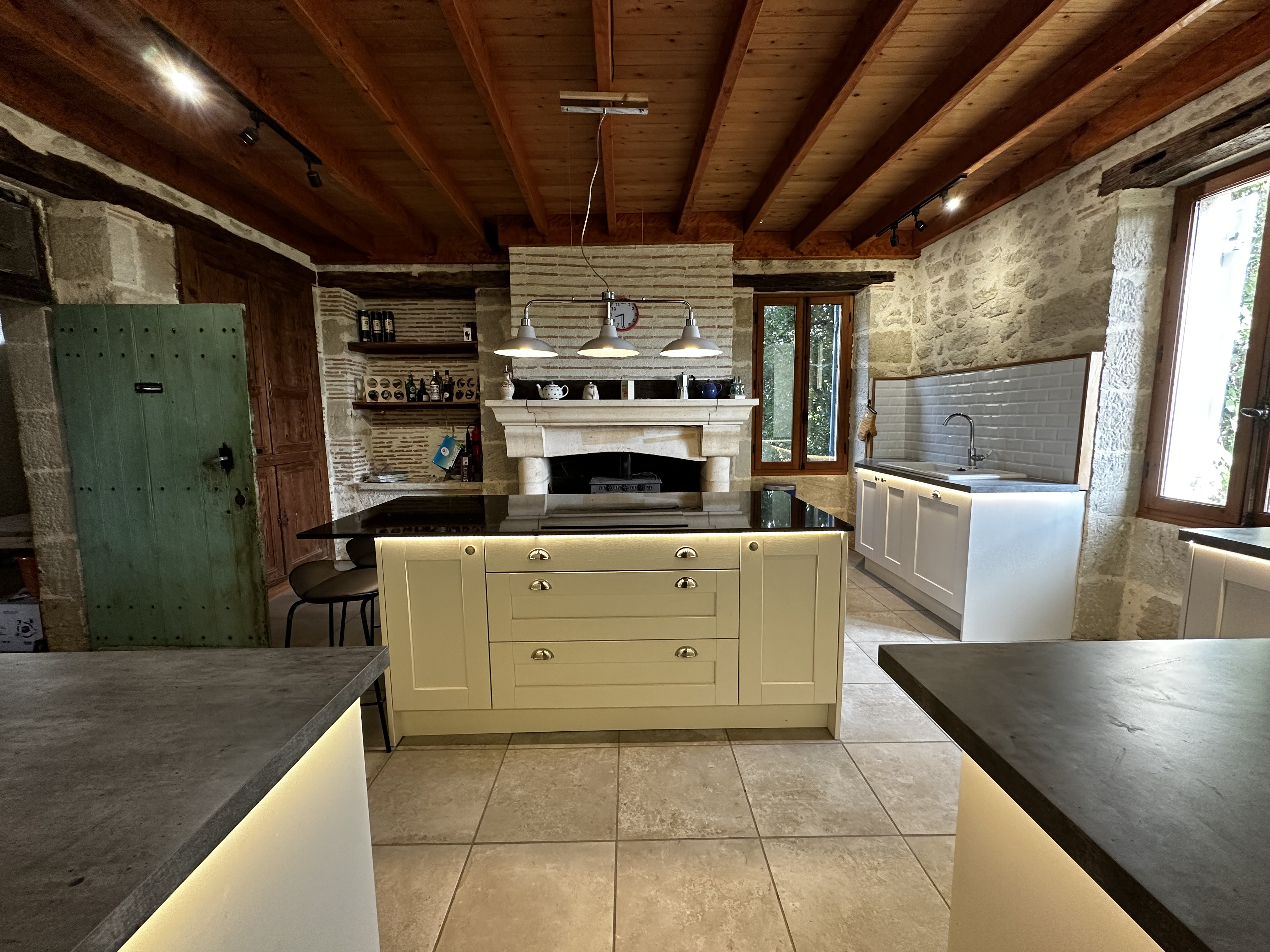 3 Bed, 2 Bath, HouseFor Sale, Monbahus, Lot-et-Garonne, Aquitaine, 47290