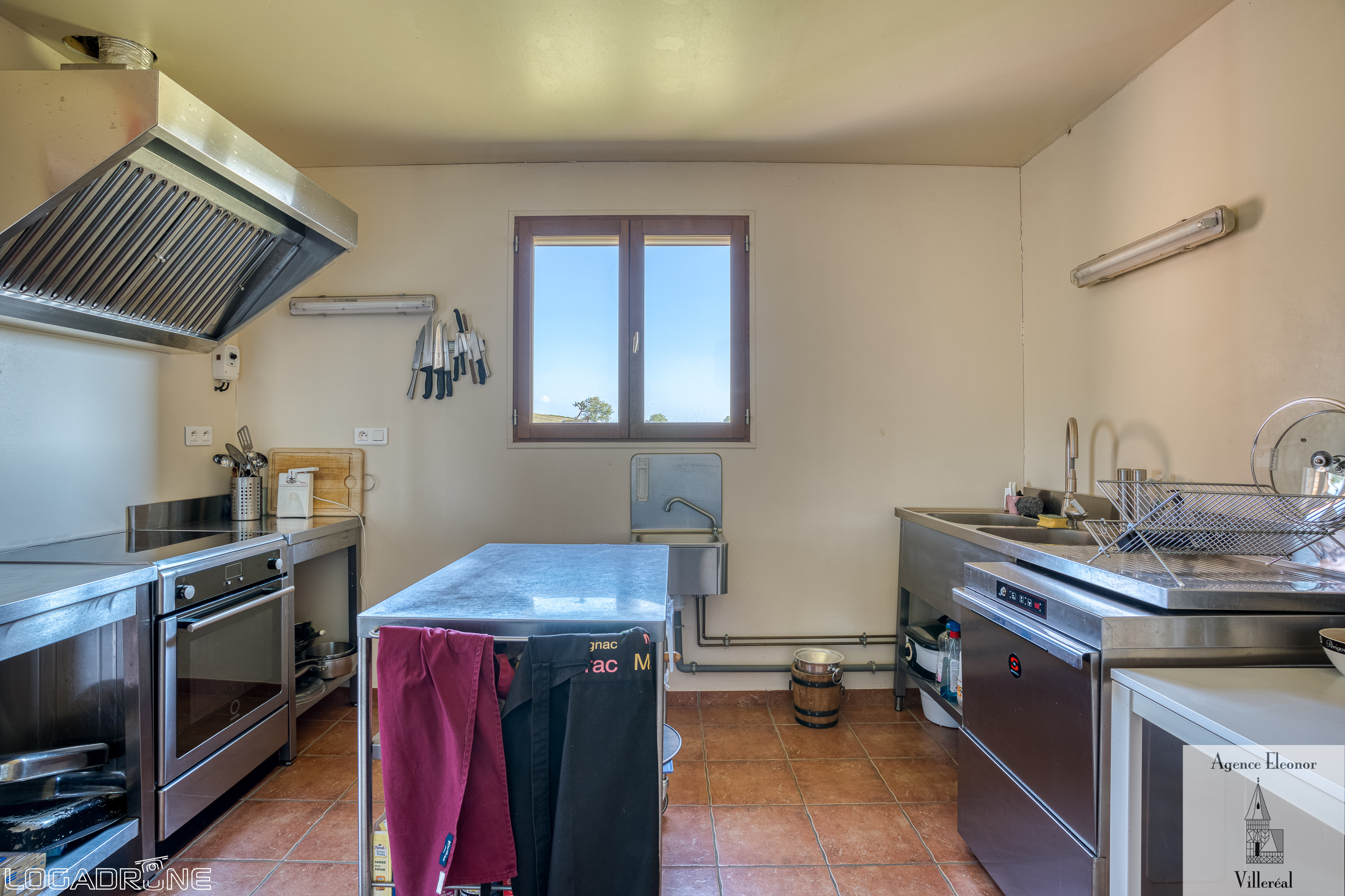 3 Bed, 1 Bath, HouseFor Sale, Issigeac, Dordogne, Aquitaine, 24560