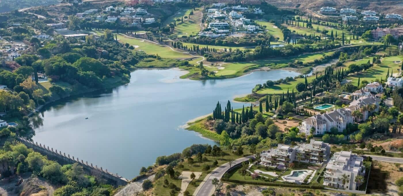 3 Bed, 3 Bath, ApartmentFor Sale, Estepona, Malaga