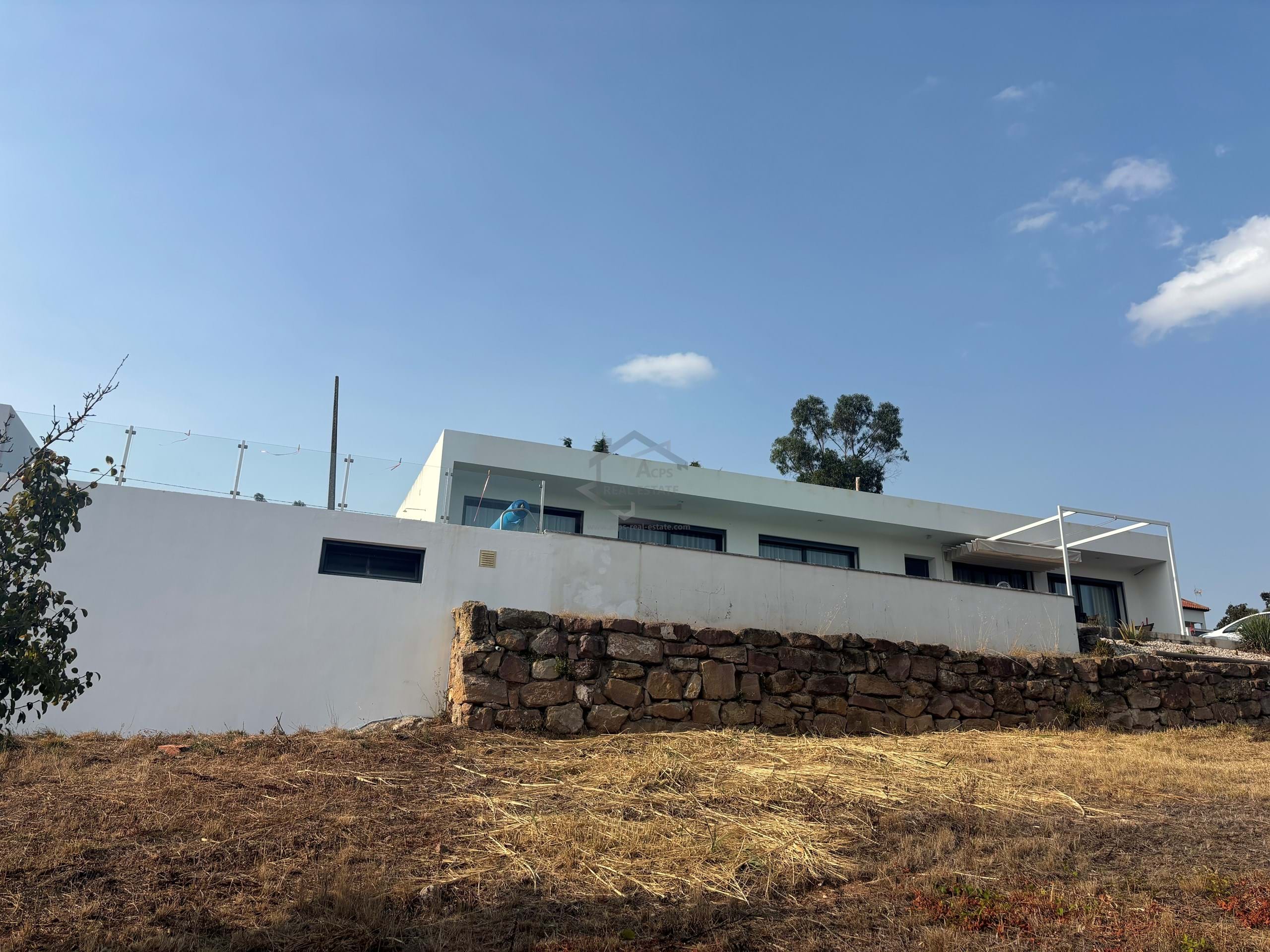 3 Bed, 2 Bath, HouseFor Sale, Caldas da Rainha, Leiria 3 Bed, 2 Bath, HouseFor Sale, Caldas da Rainha, Leiria