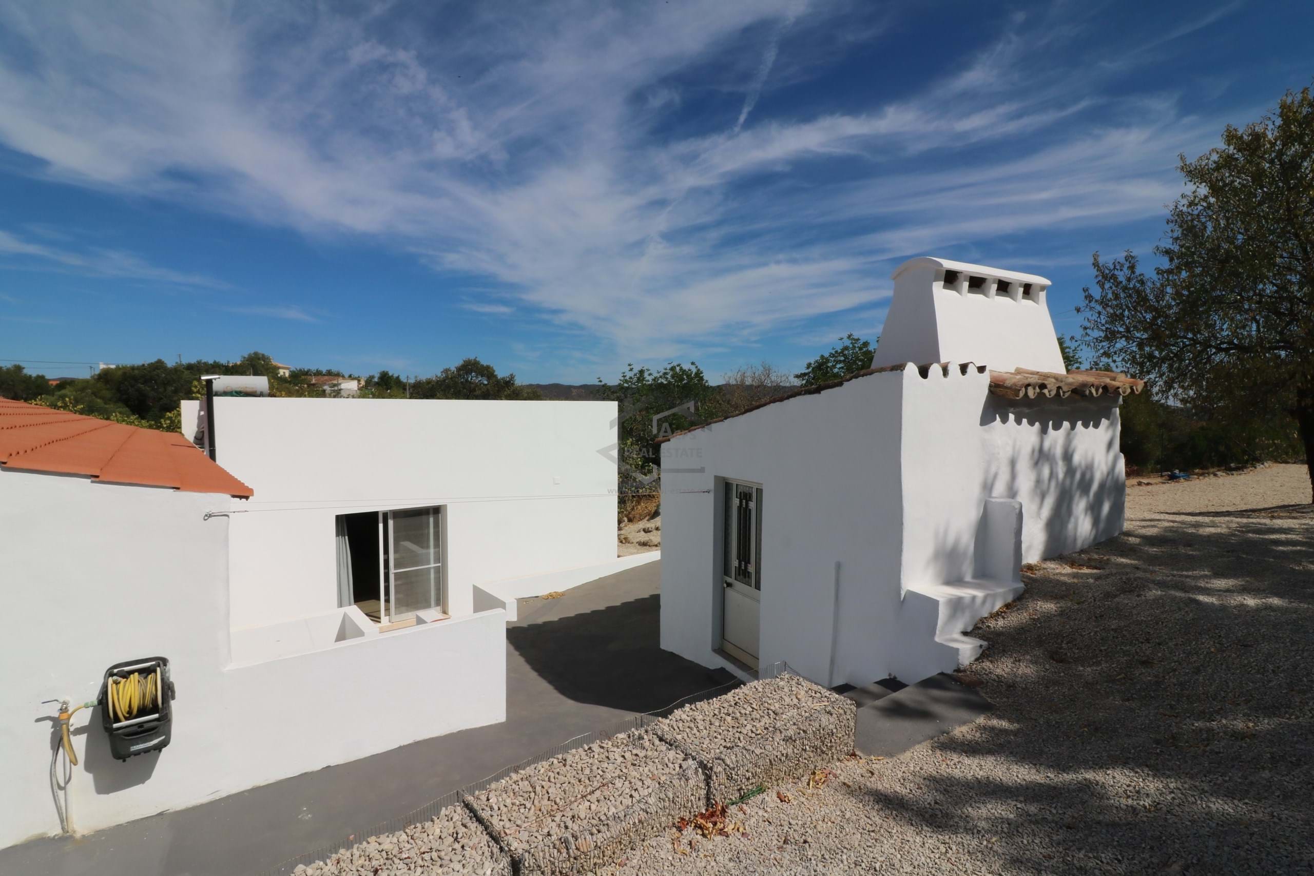 4 Bed, 2 Bath, HouseFor Sale, Sao Bras De Alportel, Faro, 8150-047 4 Bed, 2 Bath, HouseFor Sale, Sao Bras De Alportel, Faro, 8150-047