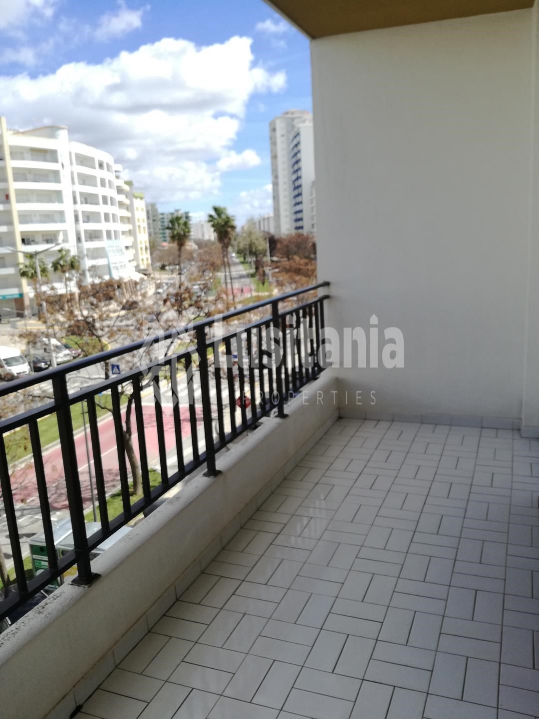 2 Bed, 2 Bath, ApartmentFor Sale, Quarteira, Loulé, Faro, 8125-124