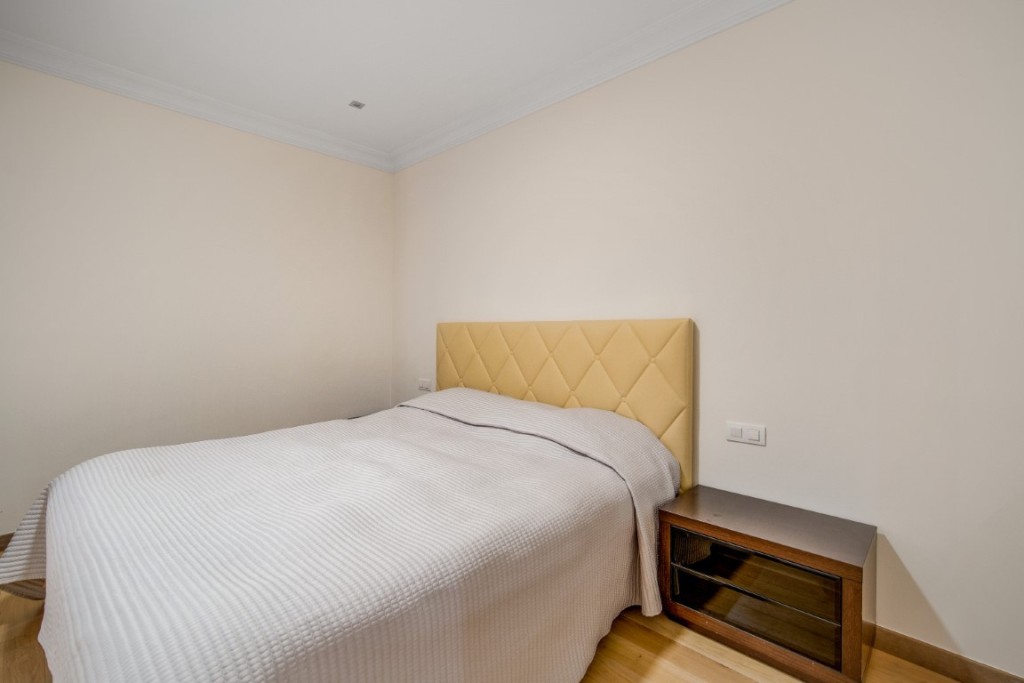 5 Bed, 4 Bath, HouseFor Sale, Golden Mile, Malaga