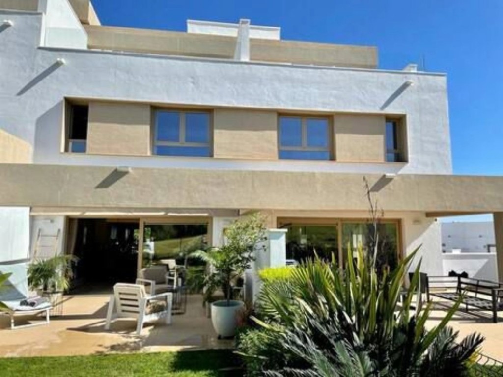 3 Bed, 2 Bath, HouseFor Sale, La Cala de Mijas, Malaga