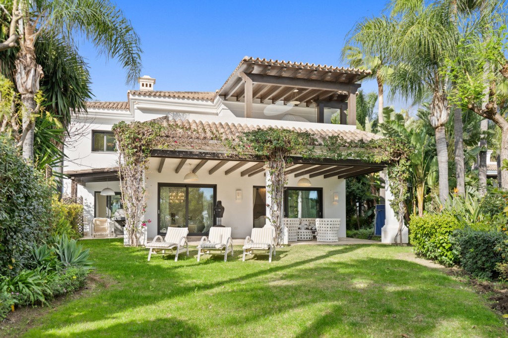 6 Bed, 6 Bath, HouseFor Sale, Golden Mile, Malaga