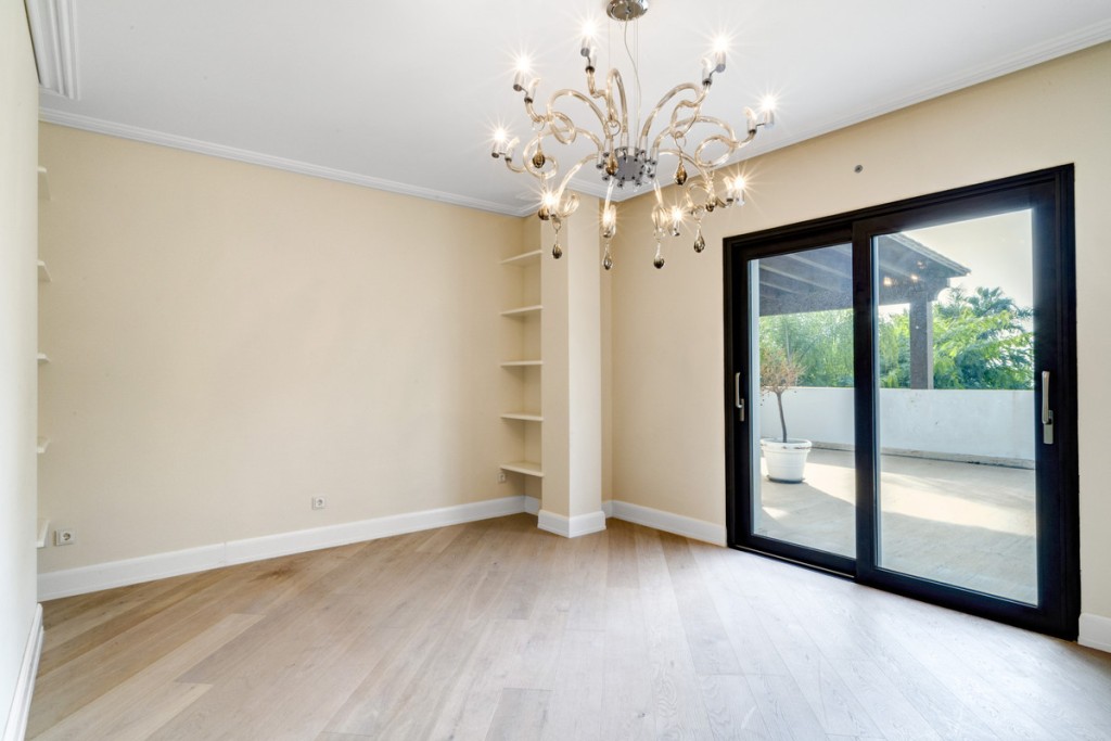 6 Bed, 6 Bath, HouseFor Sale, Golden Mile, Malaga