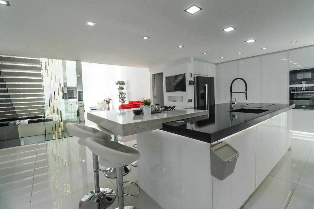 7 Bed, HouseFor Sale, Calle Gran Bretaña, Costa Teguise, Lanzarote, Isla Canarias, 35508 7 Bed, HouseFor Sale, Calle Gran Bretaña, Costa Teguise, Lanzarote, Isla Canarias, 35508