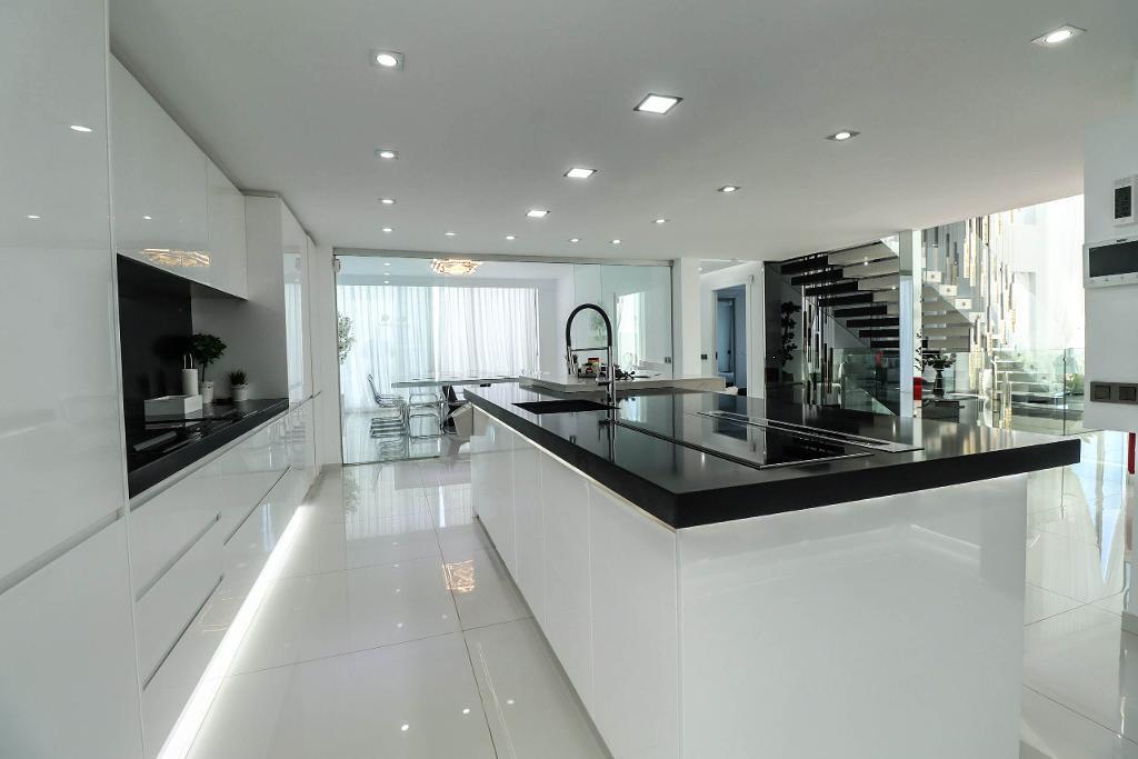 7 Bed, HouseFor Sale, Calle Gran Bretaña, Costa Teguise, Lanzarote, Isla Canarias, 35508 7 Bed, HouseFor Sale, Calle Gran Bretaña, Costa Teguise, Lanzarote, Isla Canarias, 35508