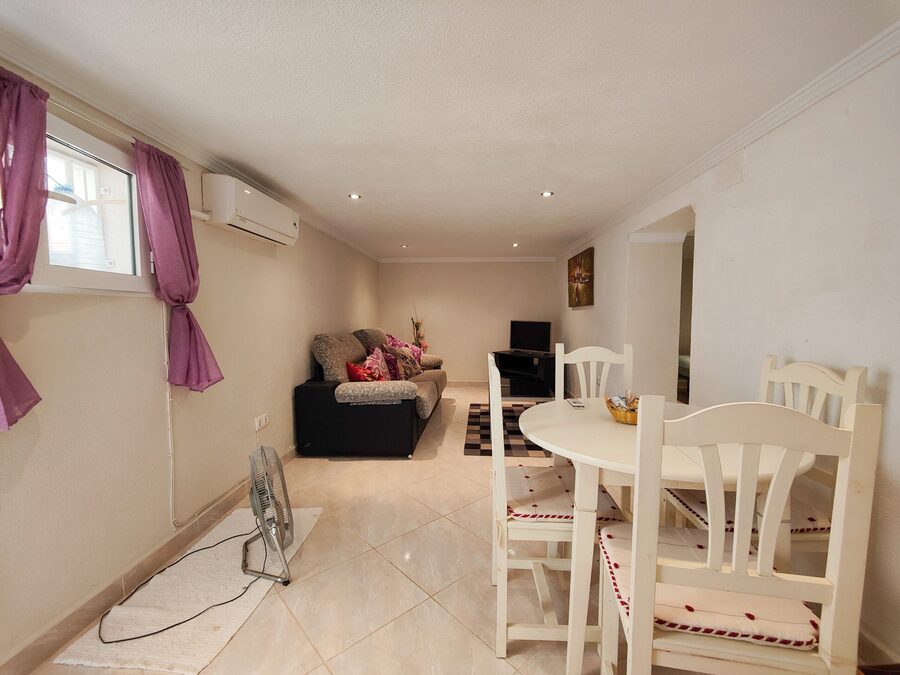 4 Bed, 2 Bath, HouseFor Sale, Torrevieja, Alicante