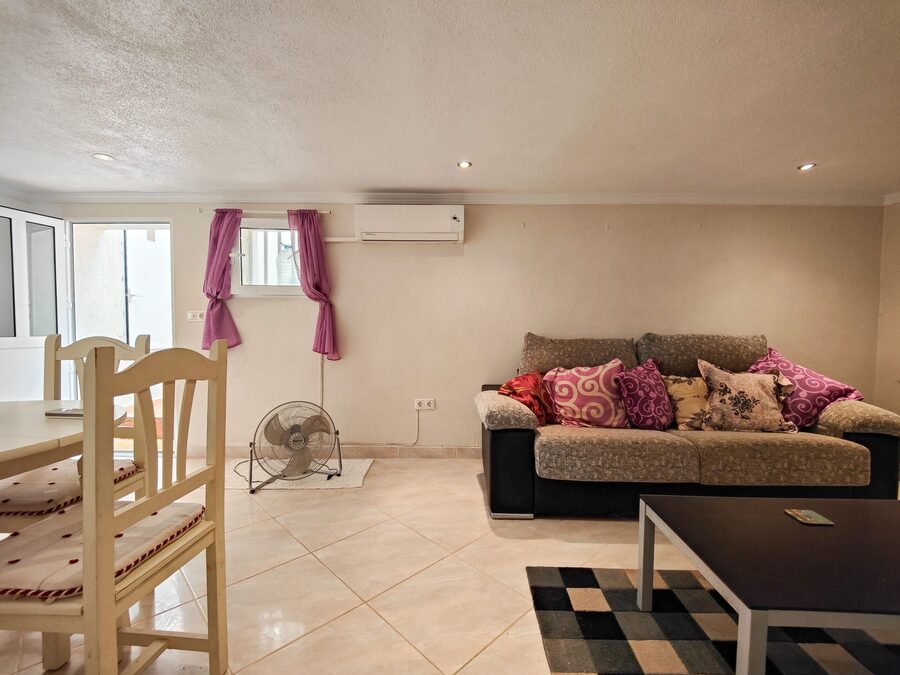 4 Bed, 2 Bath, HouseFor Sale, Torrevieja, Alicante