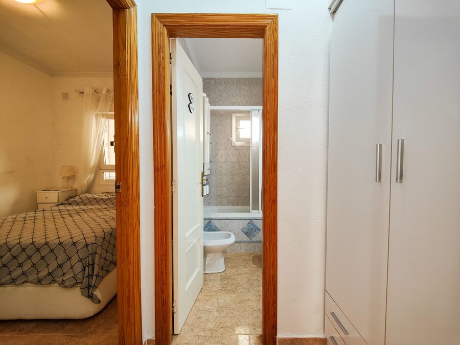 4 Bed, 2 Bath, HouseFor Sale, Torrevieja, Alicante