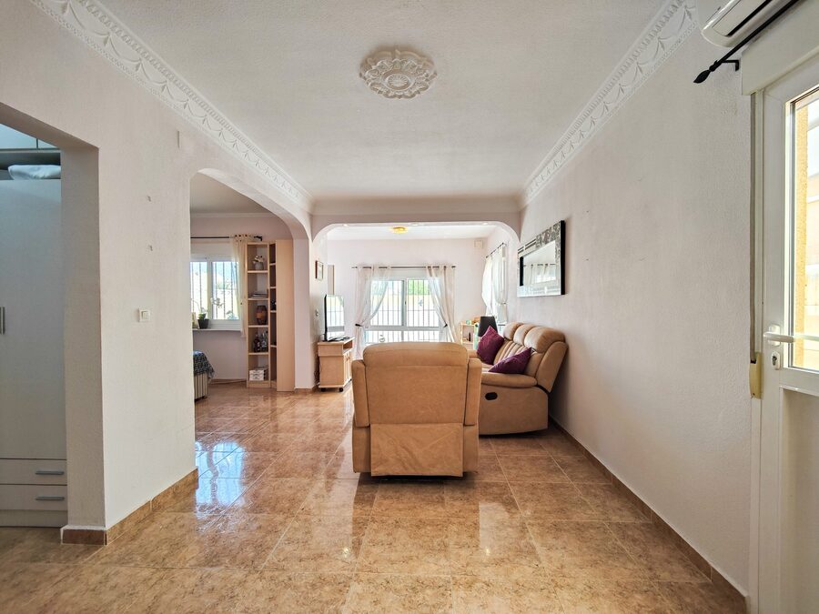 4 Bed, 2 Bath, HouseFor Sale, Torrevieja, Alicante