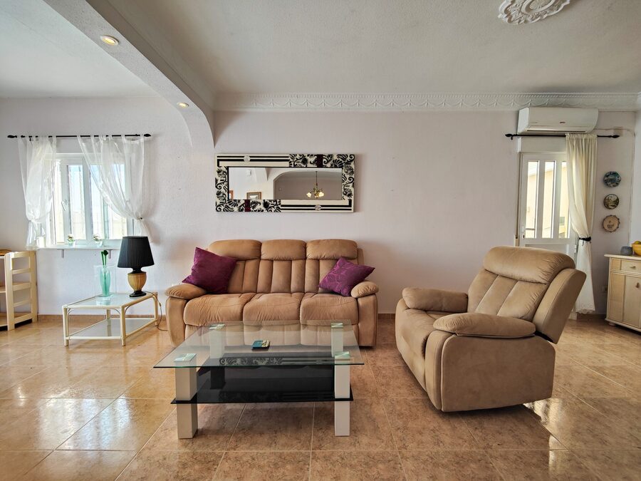 4 Bed, 2 Bath, HouseFor Sale, Torrevieja, Alicante