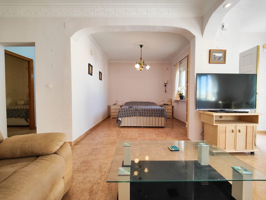 4 Bed, 2 Bath, HouseFor Sale, Torrevieja, Alicante