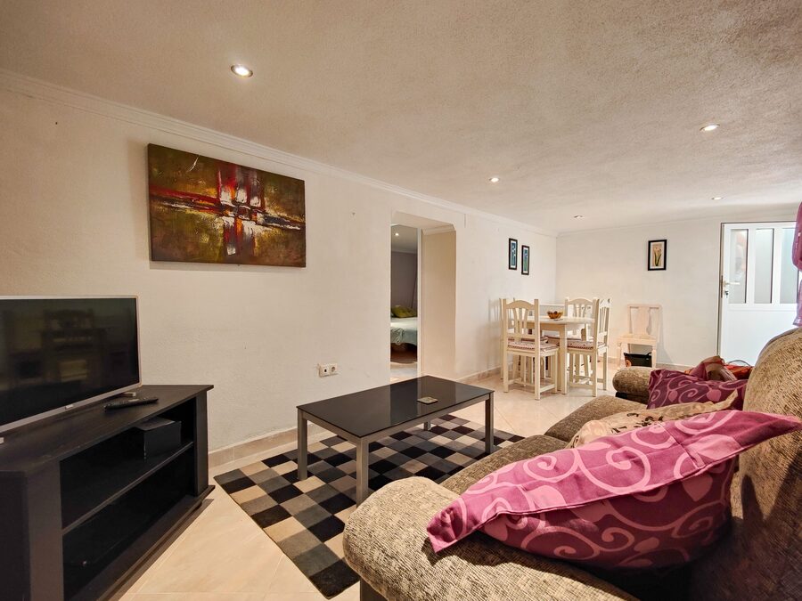 4 Bed, 2 Bath, HouseFor Sale, Torrevieja, Alicante