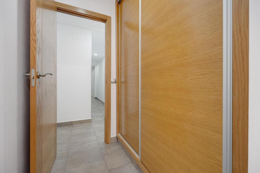 2 Bed, 2 Bath, ApartmentFor Sale, Torrevieja, Alicante 2 Bed, 2 Bath, ApartmentFor Sale, Torrevieja, Alicante